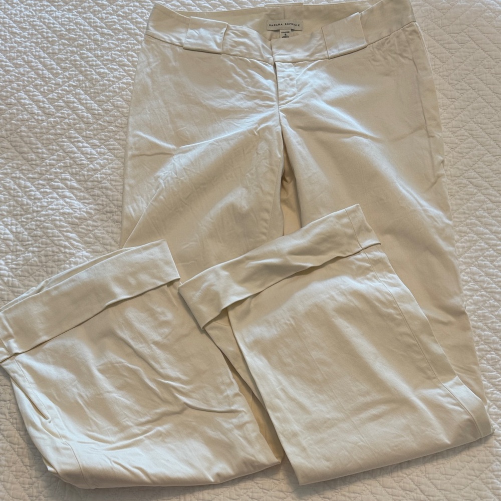 Banana Republic Women's Boot Cut Pants in Light Cream